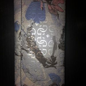 Guess wallet